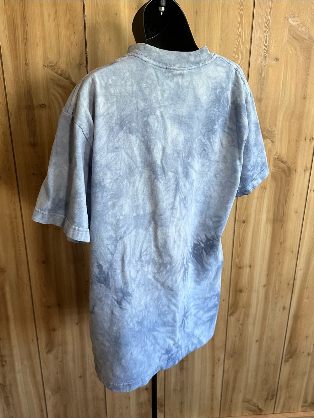 The Mountain 90s Vintage Men's Light Blue Moose Woodland Graphic Tee USA - Picture 6 of 6
